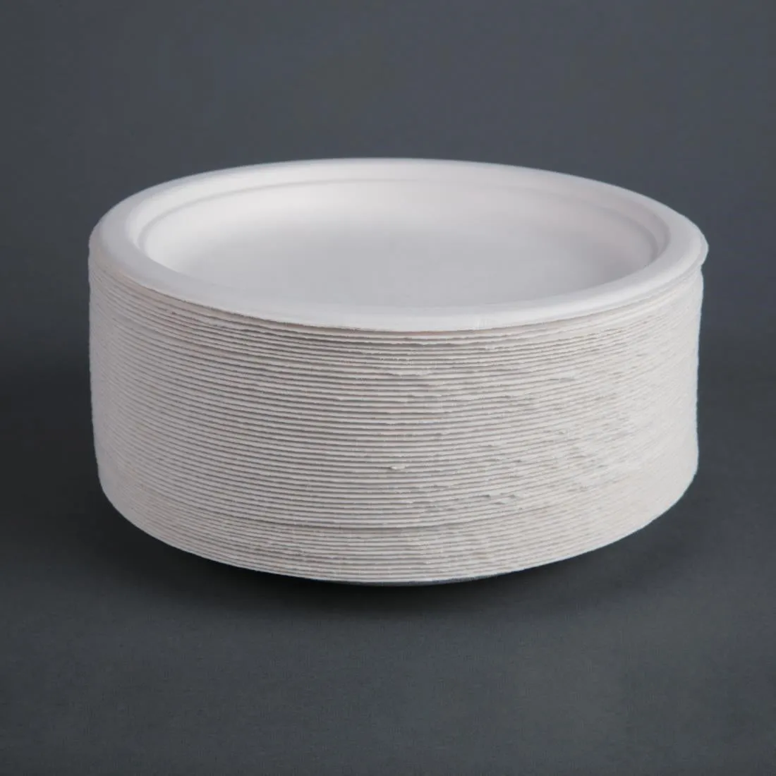 CW905 Fiesta Compostable Bagasse Plates Round 179mm (Pack of 50)
