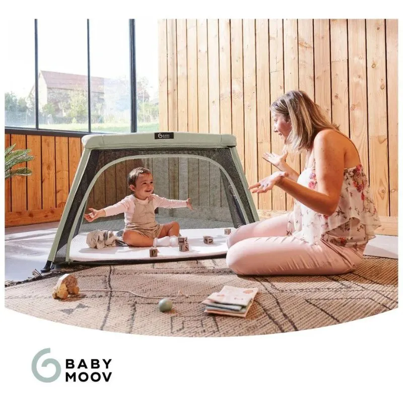 Moov & Comfy Travel Playard with Bassinet