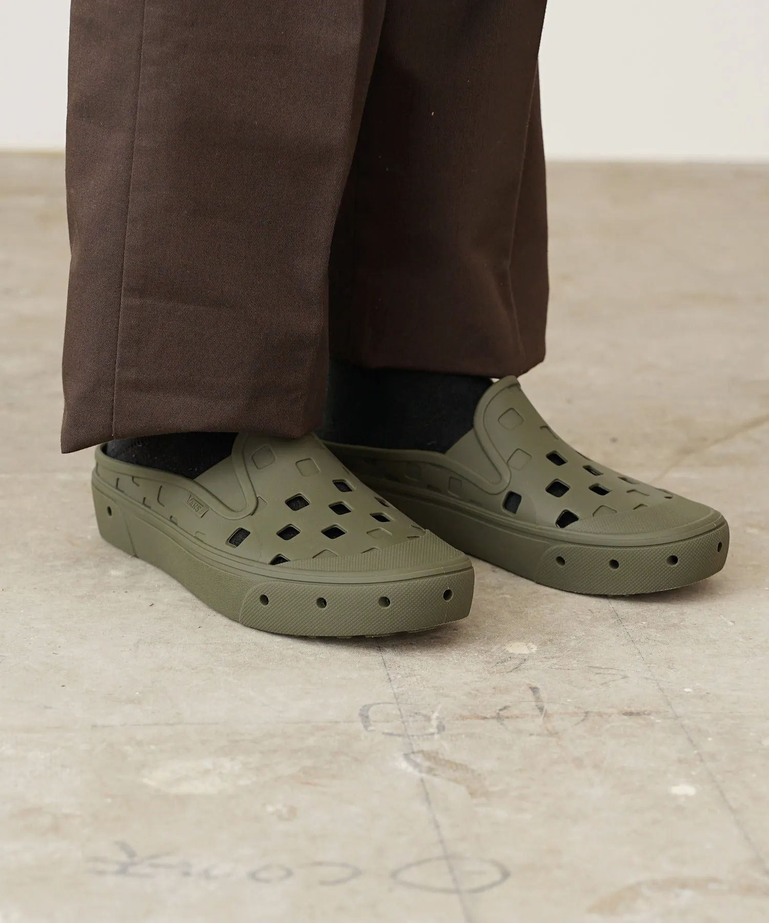 Slip-On Mule Trk